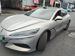 Denza Z9GT Flash Charging Flagship - фото 1