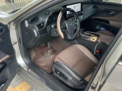 Lexus ES 200 Excellence Edition - photo 5
