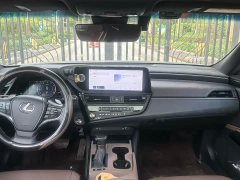 Lexus ES 200 Excellence Edition - photo 7