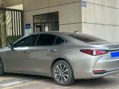 Lexus ES 200 Excellence Edition - photo 9