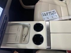 Li Auto Li Xiang MEGA Ultra - ფოტო 17