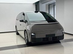 Li Auto Li Xiang MEGA Ultra - ფოტო 3
