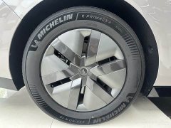 Li Auto Li Xiang MEGA Ultra - ფოტო 8