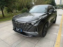 Changan UNI-Z 1.5T Dragon Ascend - ფოტო 2