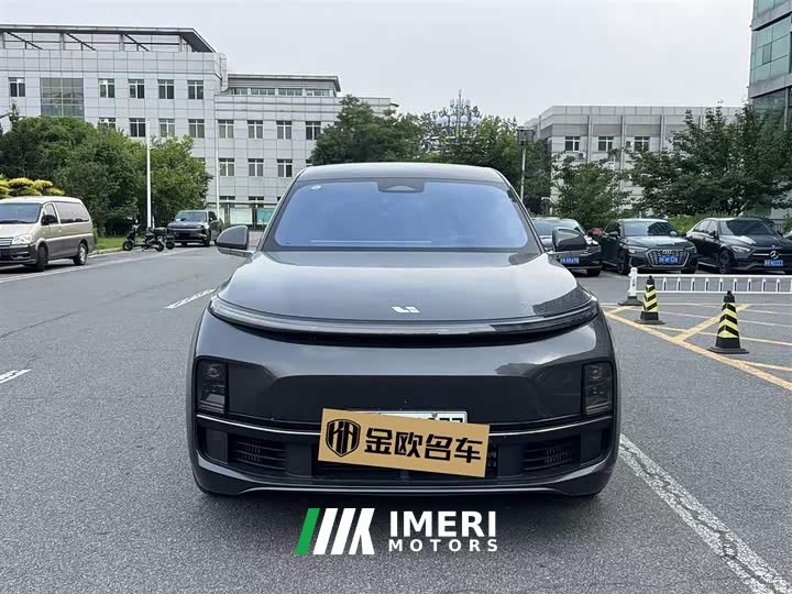 Li Auto Ideal L8 Pro