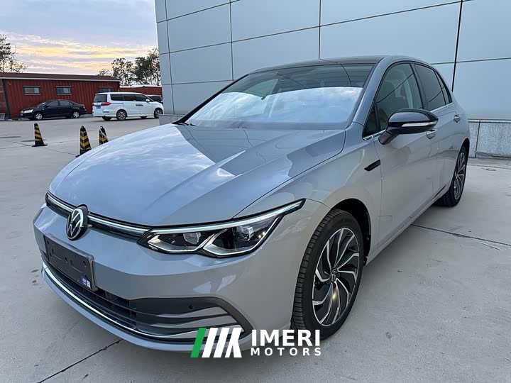Volkswagen Golf Facelift 280TSI DSG Pro - автомобиль из Китая