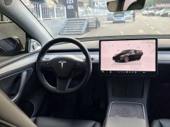 Tesla Model Y Rear-Wheel Drive - ფოტო 17
