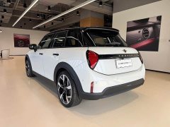 BMW MINI 2.0T COOPER S Artist 5-Door - ფოტო 5