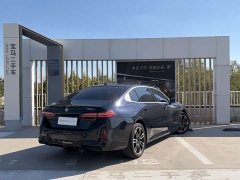 BMW 5 Series 530Li xDrive M Sport Package - photo 10