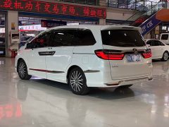 Honda Odyssey 2.0L e:HEV Luxury - ფოტო 9