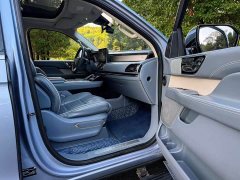 Lincoln Navigator 3.5T Long Wheelbase Presidential Edition - photo 9