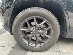 Jeep Grand Cherokee (Imported) 3.0L 80th Anniversary Edition - photo 5