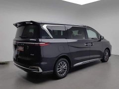 FAW Besturn M9 2.0T Premium - ფოტო 2