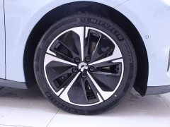 NIO ET5T 75kWh Touring - фото 6