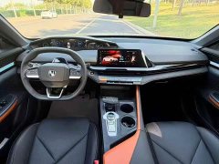 Changan UNI-V 1.5T Premium - ფოტო 6