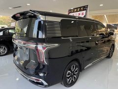 FAW Red Flag HQ9 2.0T Smart Connected Flagship Comfort Edition - photo 9