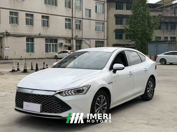 BYD Qin Plus EV 600KM Flagship - автомобиль из Китая