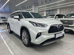 Toyota Highlander 2.5L Intelligent Hybrid AWD Premium 7-Seater - фото 6
