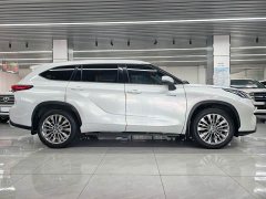 Toyota Highlander 2.5L Intelligent Hybrid AWD Premium 7-Seater - фото 9