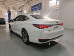 Lexus ES 200 Excellence Edition - photo 6