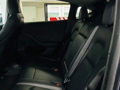Tesla Model Y Rear-Wheel Drive - ფოტო 9