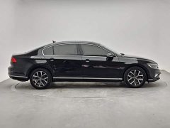 Volkswagen Magotan 330TSI DSG Advance - photo 3