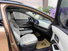 Nissan ARIYA Two-Wheel Drive Long Range Top Configuration - ფოტო 12