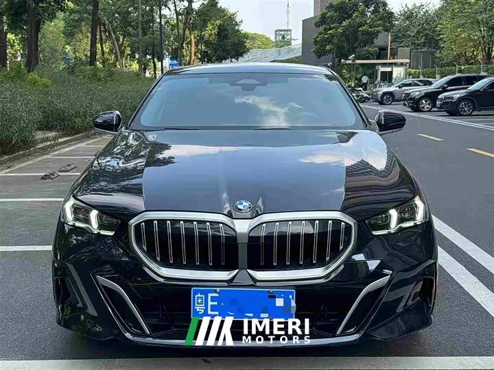 BMW 5 Series 525Li M Sport Package - car from China