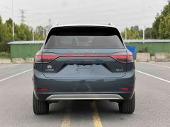 AITO M9 Extended Range Ultra 42kWh 6-Seater - ფოტო 13