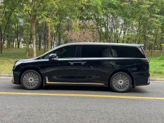 Voyah Lantu Dreamchaser PHEV AWD Luxury Kunpeng Edition - фото 11
