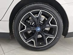 BMW i3 eDrive 40 L Midnight Edition Package - ფოტო 6