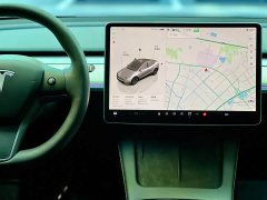Tesla Model Y Rear-Wheel Drive - ფოტო 15