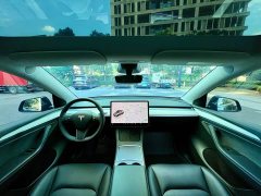 Tesla Model Y Rear-Wheel Drive - ფოტო 5