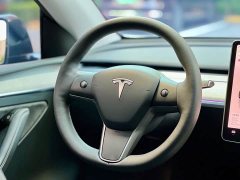 Tesla Model Y Rear-Wheel Drive - ფოტო 7