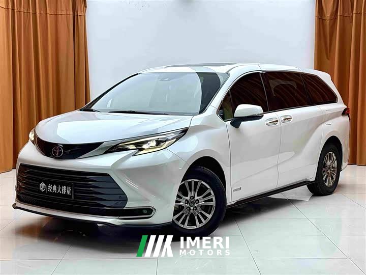 Toyota Sienna 2.5L Hybrid Premium Edition