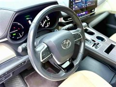 Toyota Sienna 2.5L Hybrid Premium Edition - photo 11