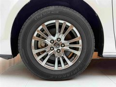 Toyota Sienna 2.5L Hybrid Premium Edition - photo 18