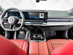 BMW 5 Series 525Li M Sport Package - ფოტო 12