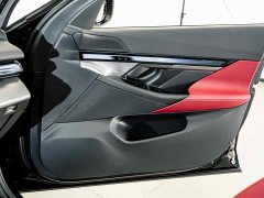 BMW 5 Series 525Li M Sport Package - ფოტო 15