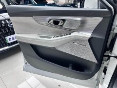 GAC Aion GS8 Dual Engine 2.0T M Two-Wheel Drive Luxury Edition (7-Seater) - ფოტო 17