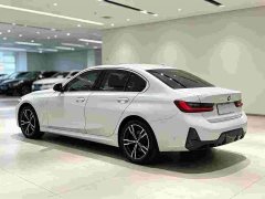 BMW 3 Series 325i M Sport Package - фото 4