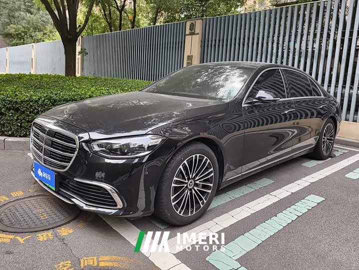 Mercedes-Benz S 450 e L - автомобиль из Китая