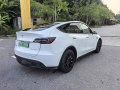 Tesla Model Y Long Range All-Wheel Drive - фото 4