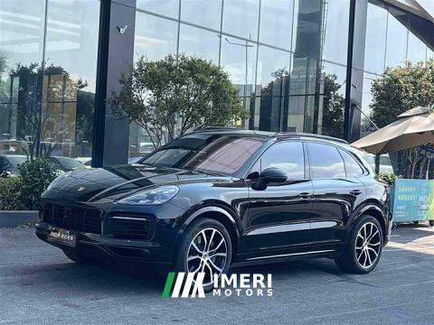 2023 Porsche Cayenne S 2.9T Platinum Edition