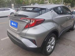 Toyota Yize IZOA 2.0L Yixing Edition - photo 3