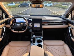 Geely Boyue L 1.5TD DCT Luxury - ფოტო 6