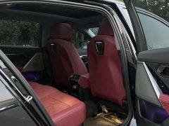 BMW 5 Series 525Li M Sport Package - ფოტო 19