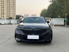 BMW 5 Series 525Li M Sport Package - ფოტო 2