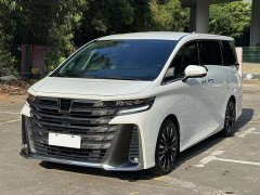 Toyota Vellfire Crown Hybrid 2.5L Premium Edition - фото 1