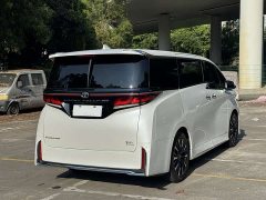 Toyota Vellfire Crown Hybrid 2.5L Premium Edition - фото 6